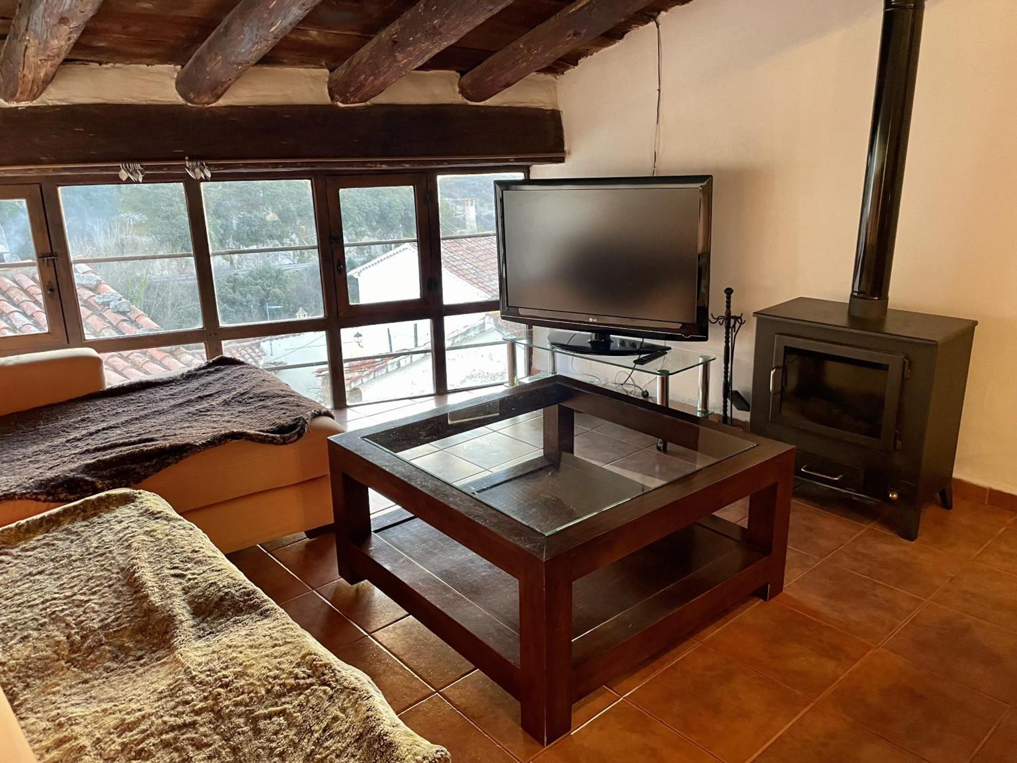 Alojamiento Rural Font Del Roser Holiday home *