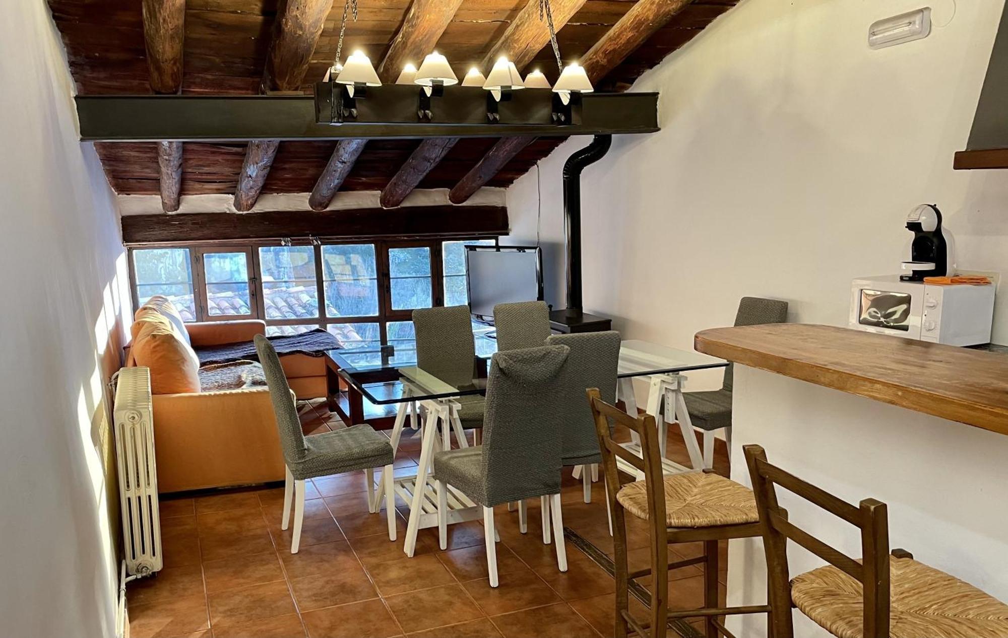Holiday home Alojamiento Rural Font Del Roser *