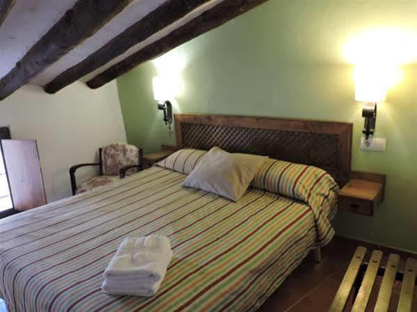 Alojamiento Rural Font Del Roser Holiday home *