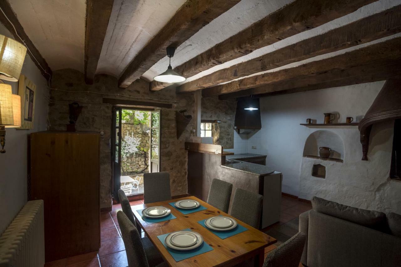 Alojamiento Rural Font Del Roser Holiday home Chiva de Morella